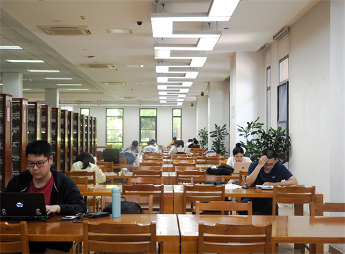 人大苏州校区中法学院图片